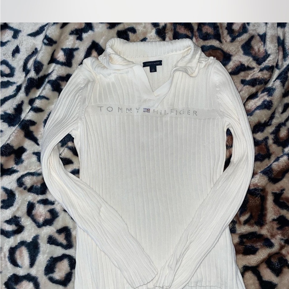 Tommy Hilfiger Women's Cream Cowl Neck Sweater